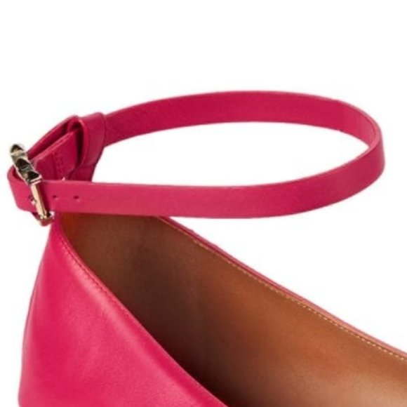 NWT VALENTINO GARAVANI Classic Leather Flats - Picture 3 of 10